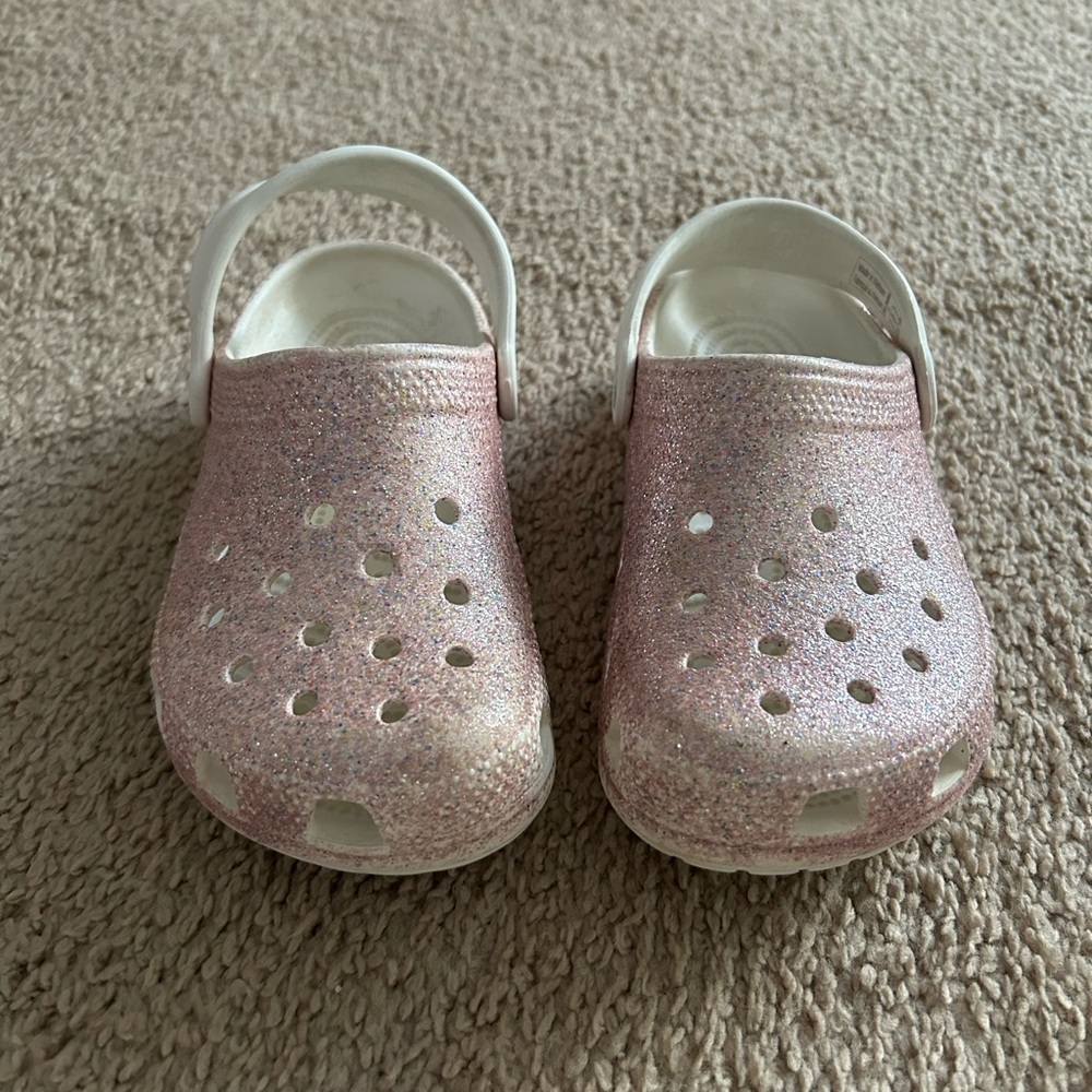 Pink crocs